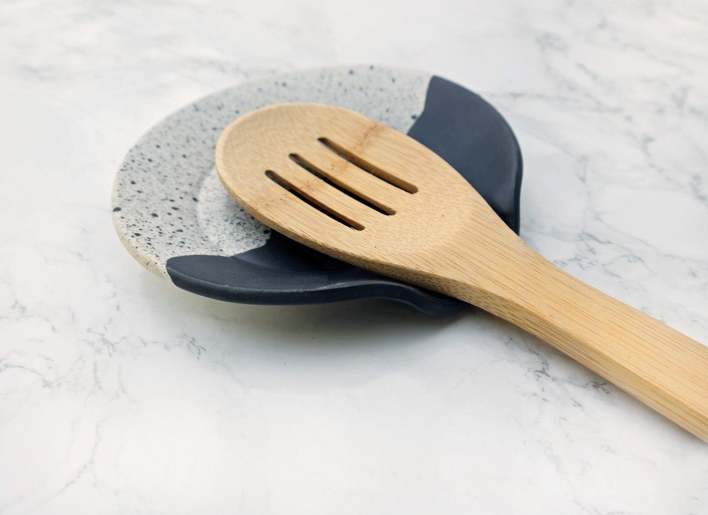 High Peaks Ceramic Spoon Rest - Black + White